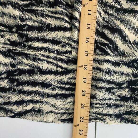 Express Animal Print Puff Sleeve Blouse Size Large V Neck Long Sleeve - Picture 10 of 11